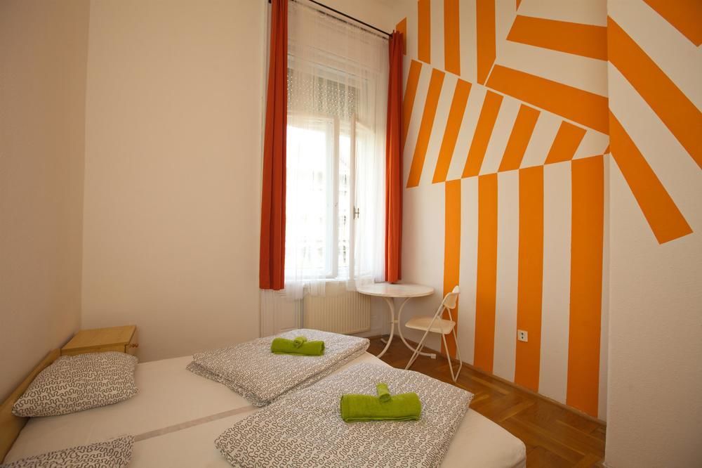 Westend Minihotel Budapest Exterior photo
