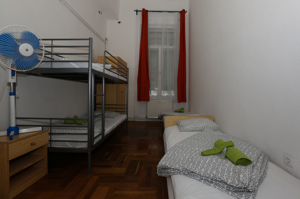 Westend Minihotel Budapest Exterior photo
